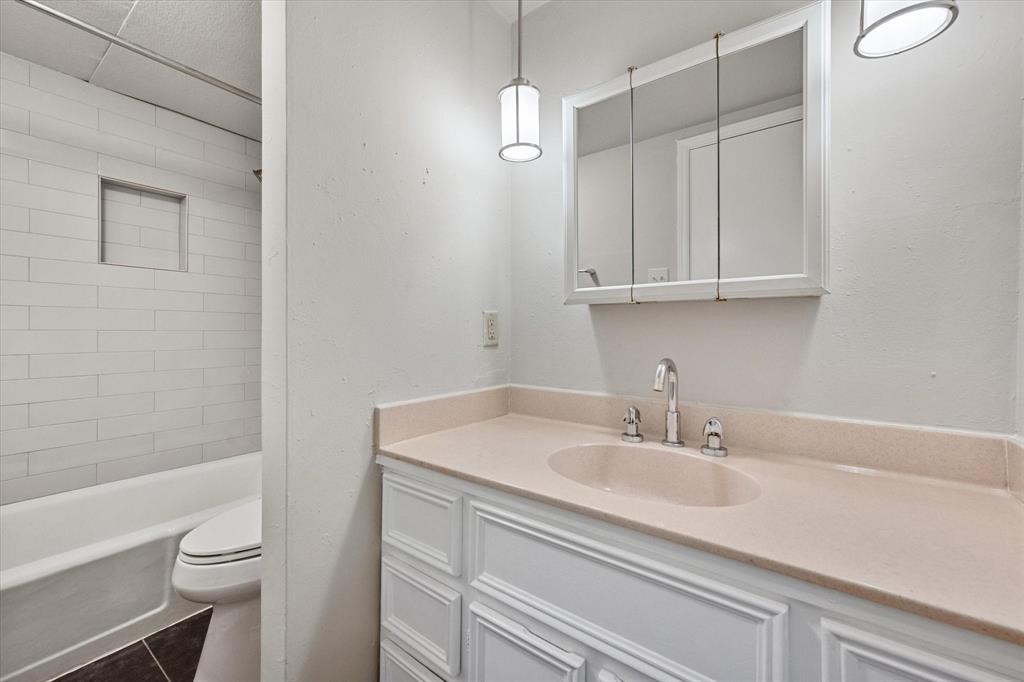 Royale Orleans North Condo - Residential Lease