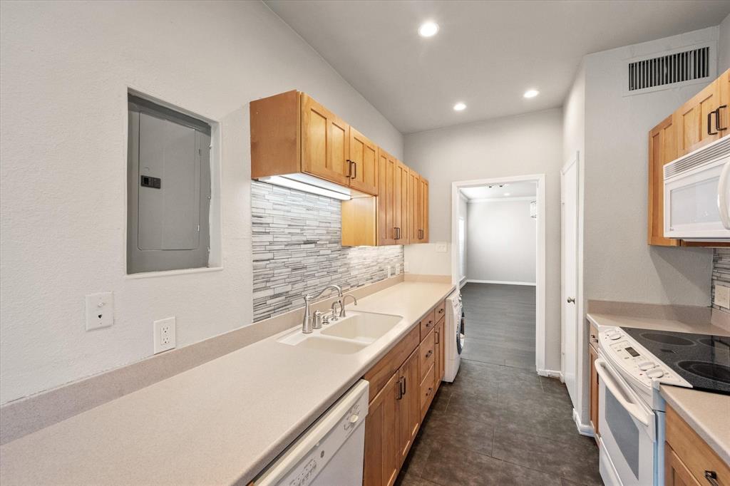 Royale Orleans North Condo - Residential Lease