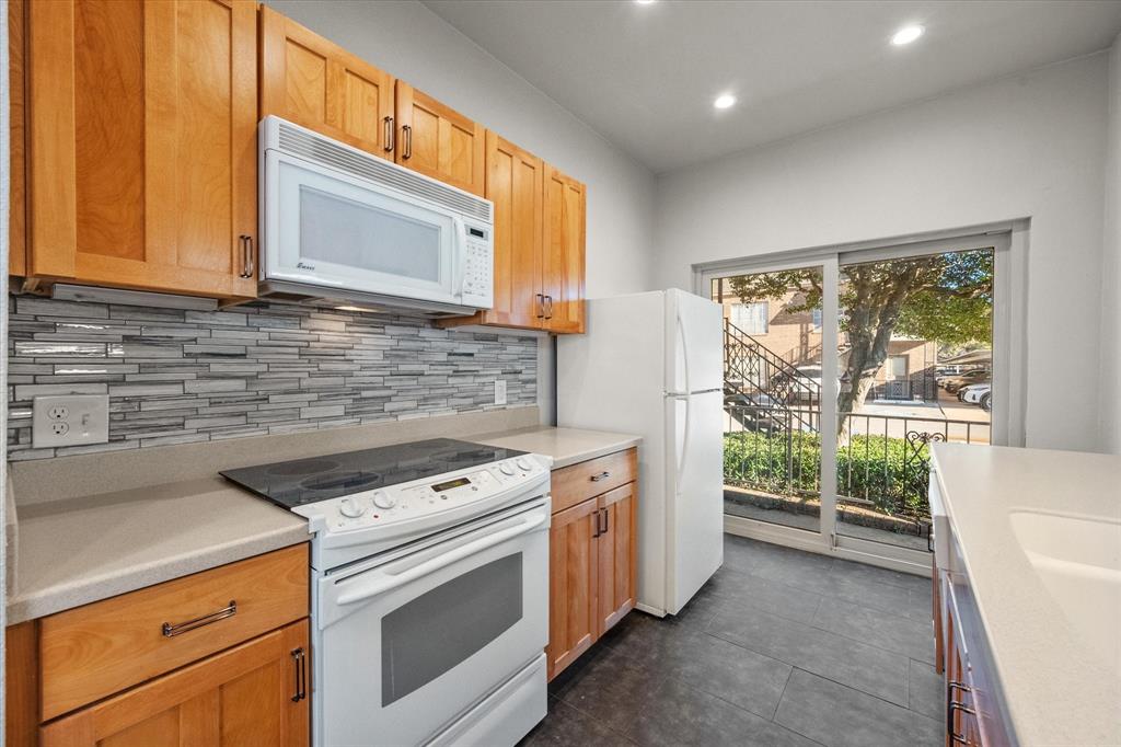 Royale Orleans North Condo - Residential Lease