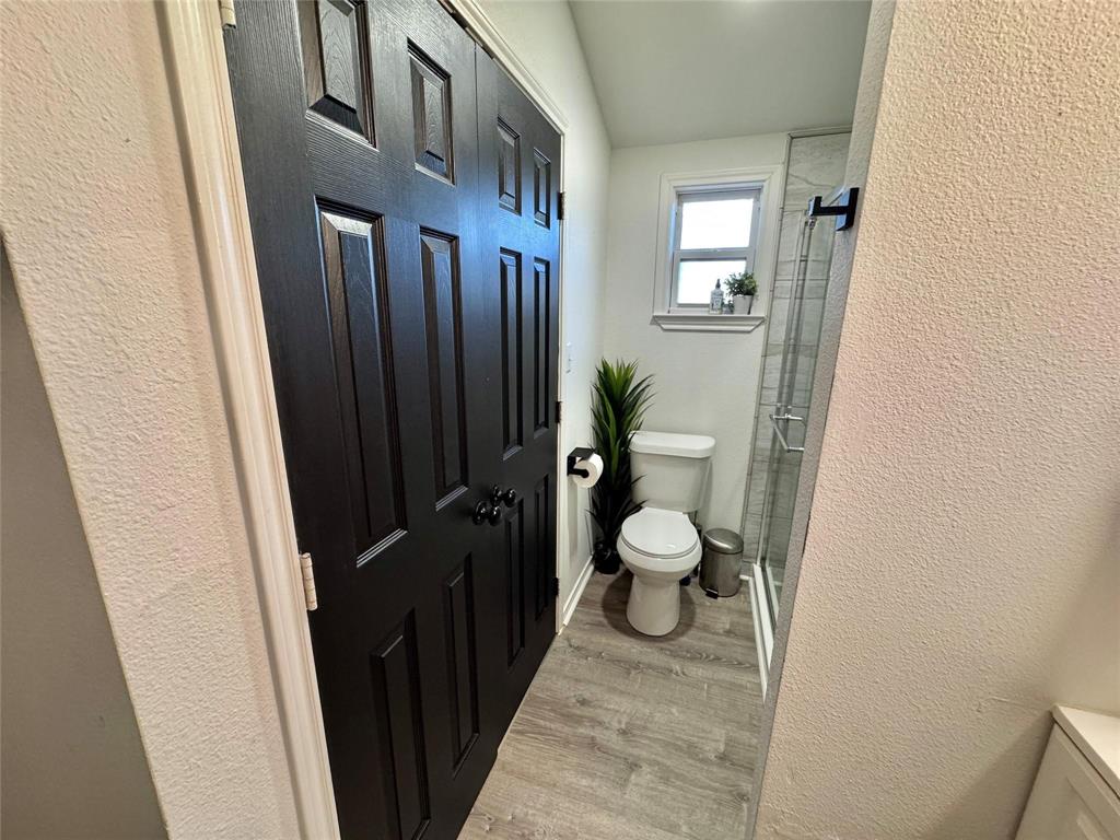 Moss Lake Estate - Residential