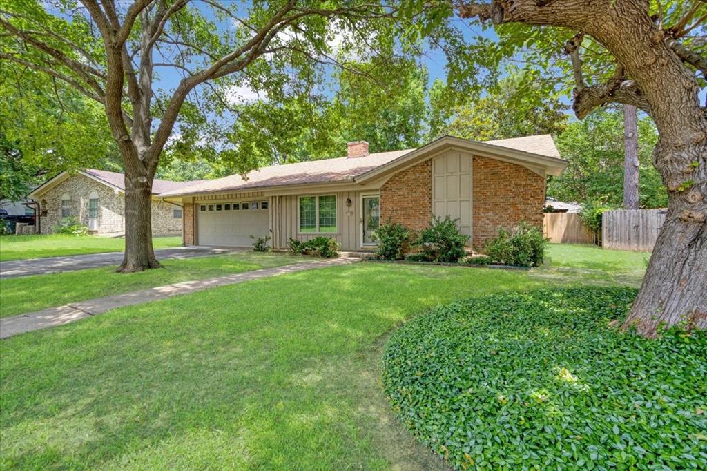 2909 Dover Drive