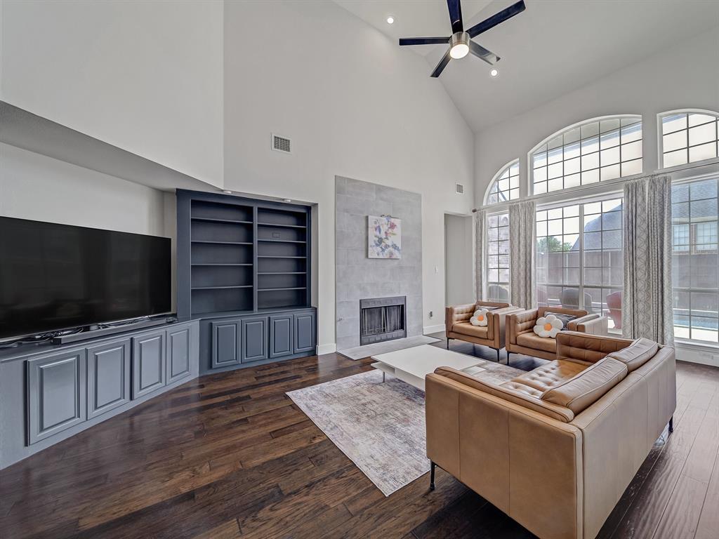 2620 Creekway Drive