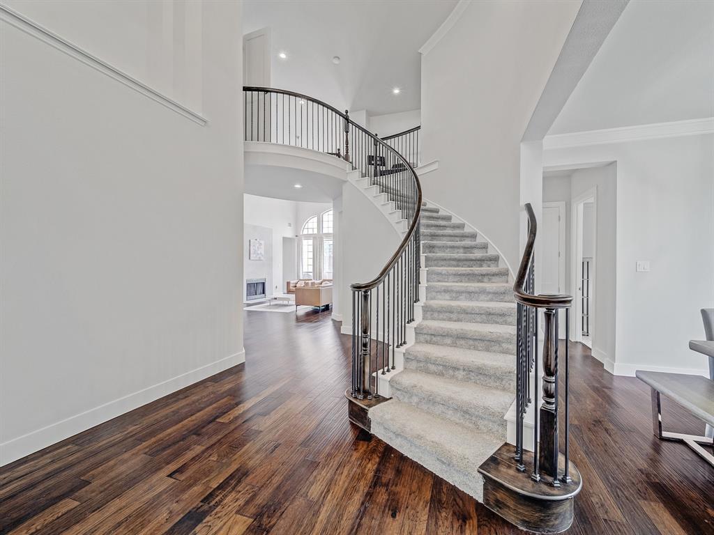 2620 Creekway Drive
