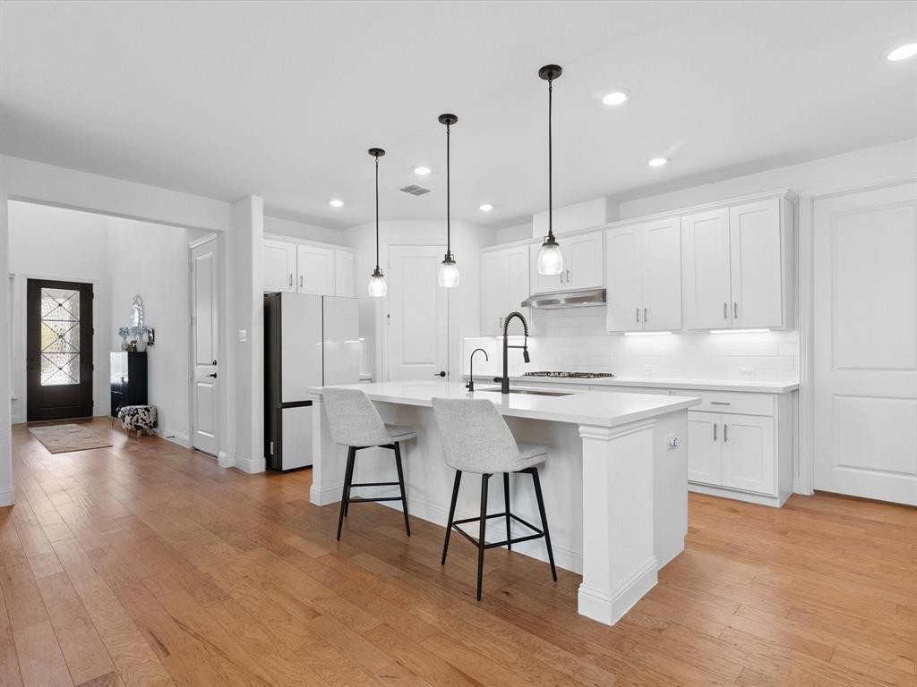 2609 Silver Leaf Drive