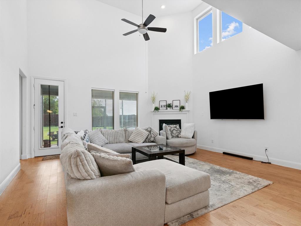 2609 Silver Leaf Drive