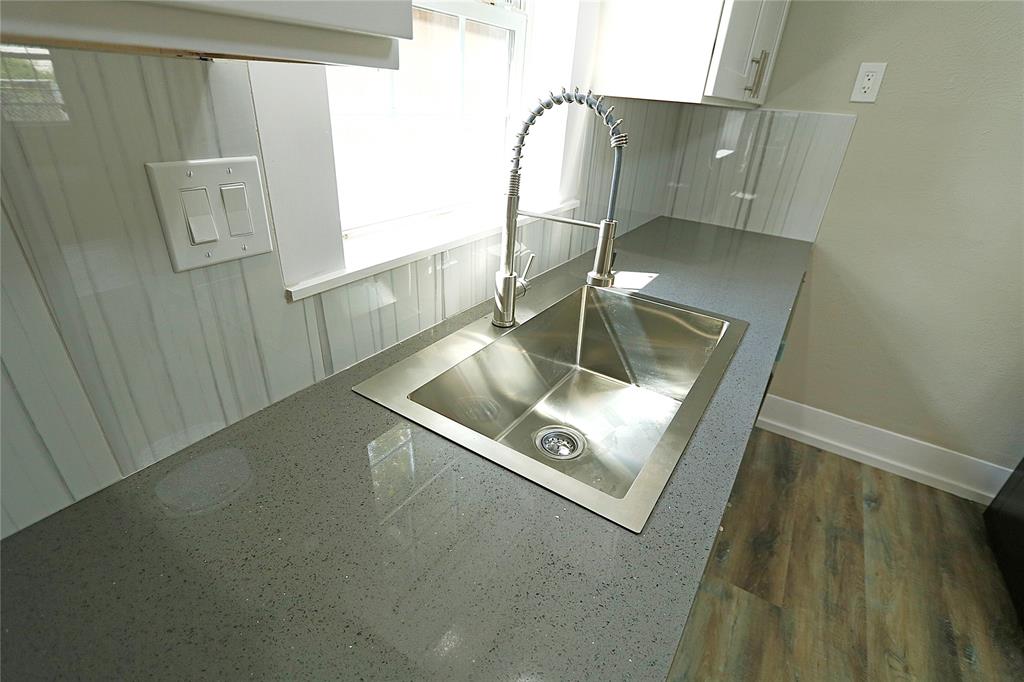 O T Ennis - Residential