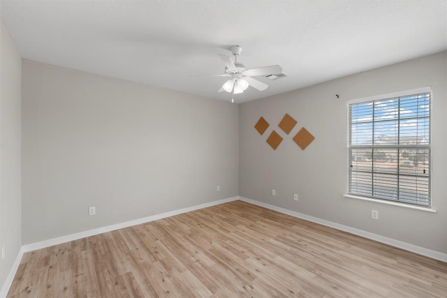 CHAMBERS CRK - Residential