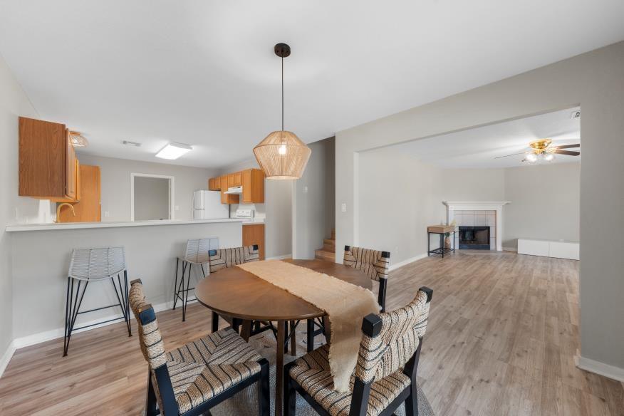 809 CHAMBERS CREEK