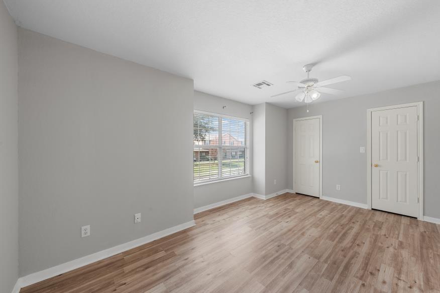 CHAMBERS CRK - Residential