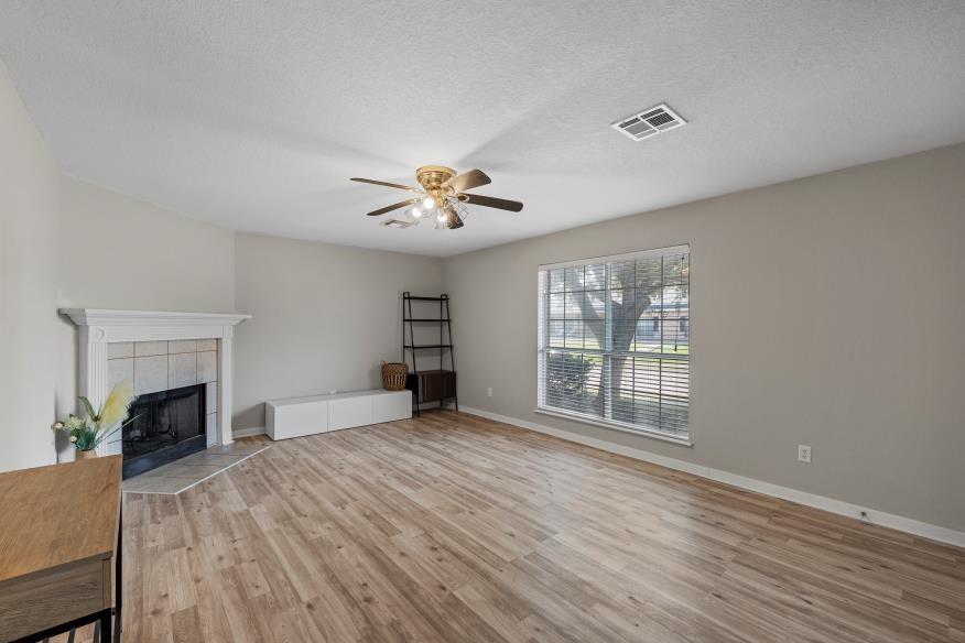 809 CHAMBERS CREEK