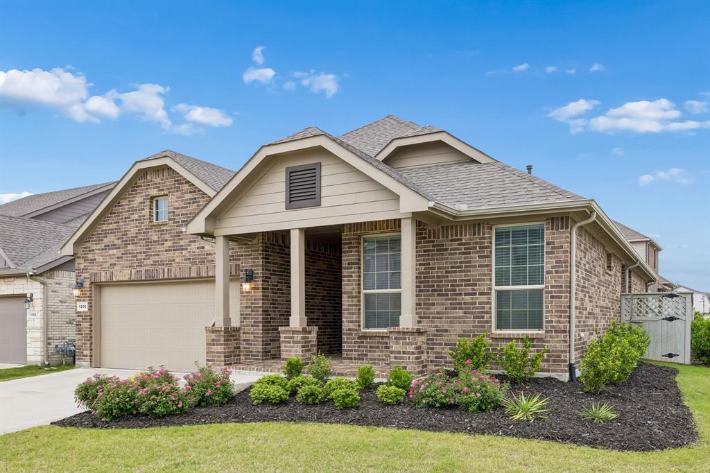 1200 Starling Street