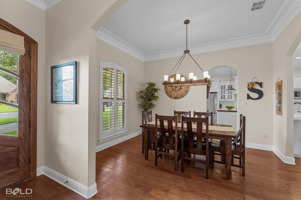 423 Dogwood South Lane