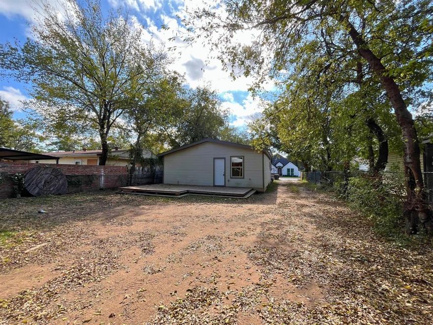 Contractor's Dream House for rent 
3-Bed, 2-Bath, Gated Yard, Enough Parking Space for 10 cars,work trucks,boats, trailers, or even an RV rare find!

Location is a plus, a few blocks from I30 or 121 and Beach ST. 

House is Newly remodeled, open concept, neutral colors, recessed lights, kitchen island and more. Also no carpet at all, instead luxury laminate.

On the oversized lot you will find a big Deck patio, a big Cover deck great for entertainment and the BONUS storage in the bag with electricity. So this house has it all.

Tenant is responsible for all utilities of home. There will be an application fee for every adult. Please do not submit application here, there is separate application. Contact me first.