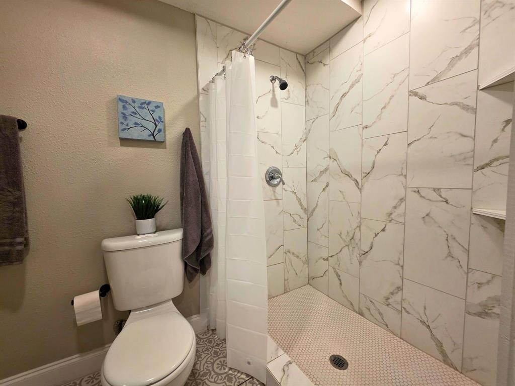 Pages East Side - Residential Lease