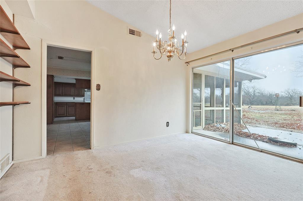 RUNAWAY BAY UNIT 4 - Residential