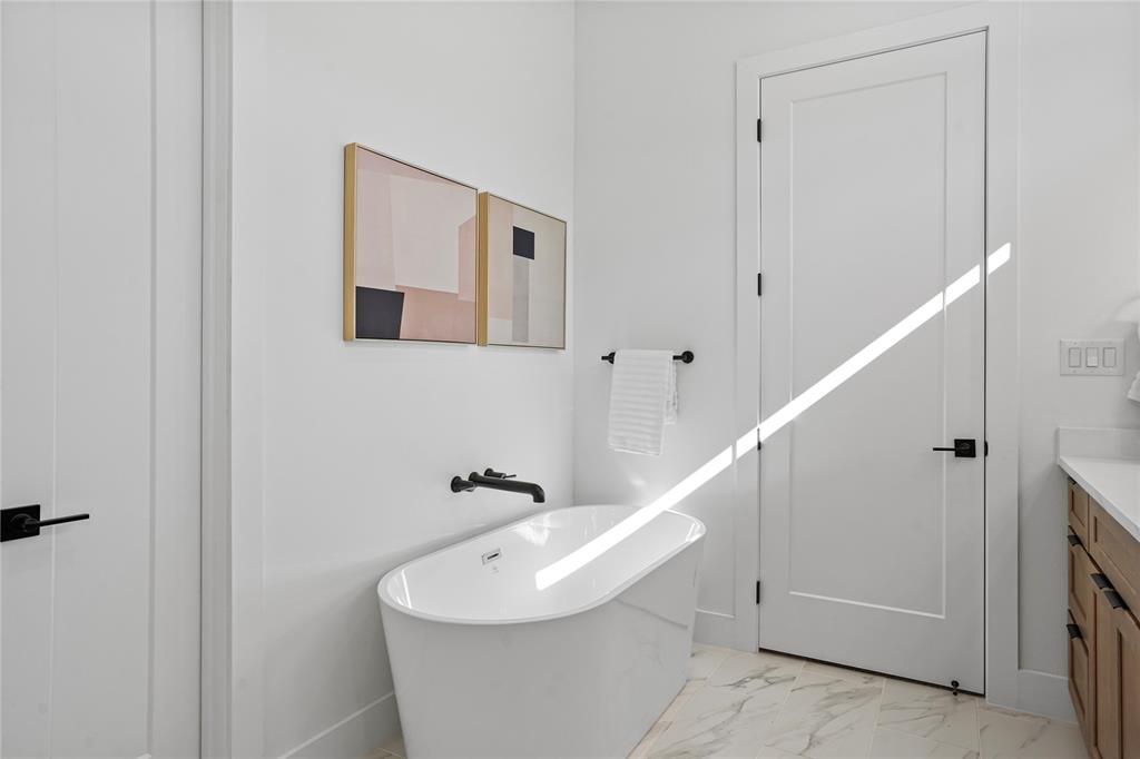 East We Go - Residential Lease