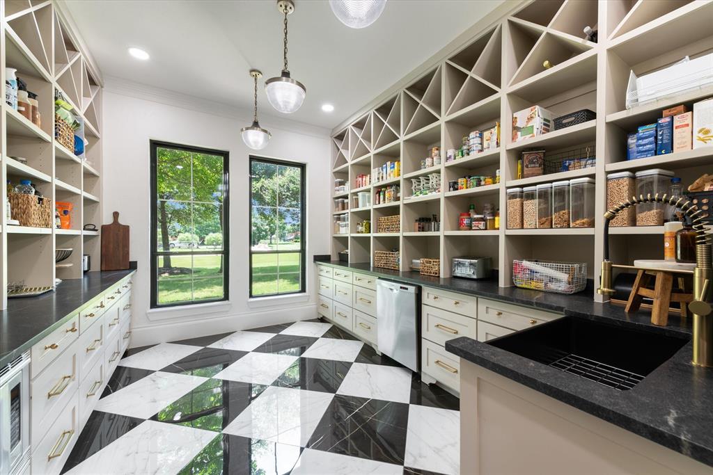 Clariden Ranch Ph III - Residential