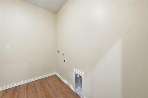 Tiny photo for 1444 Firebird Drive, Dallas, TX 75241 (MLS # 21096535)