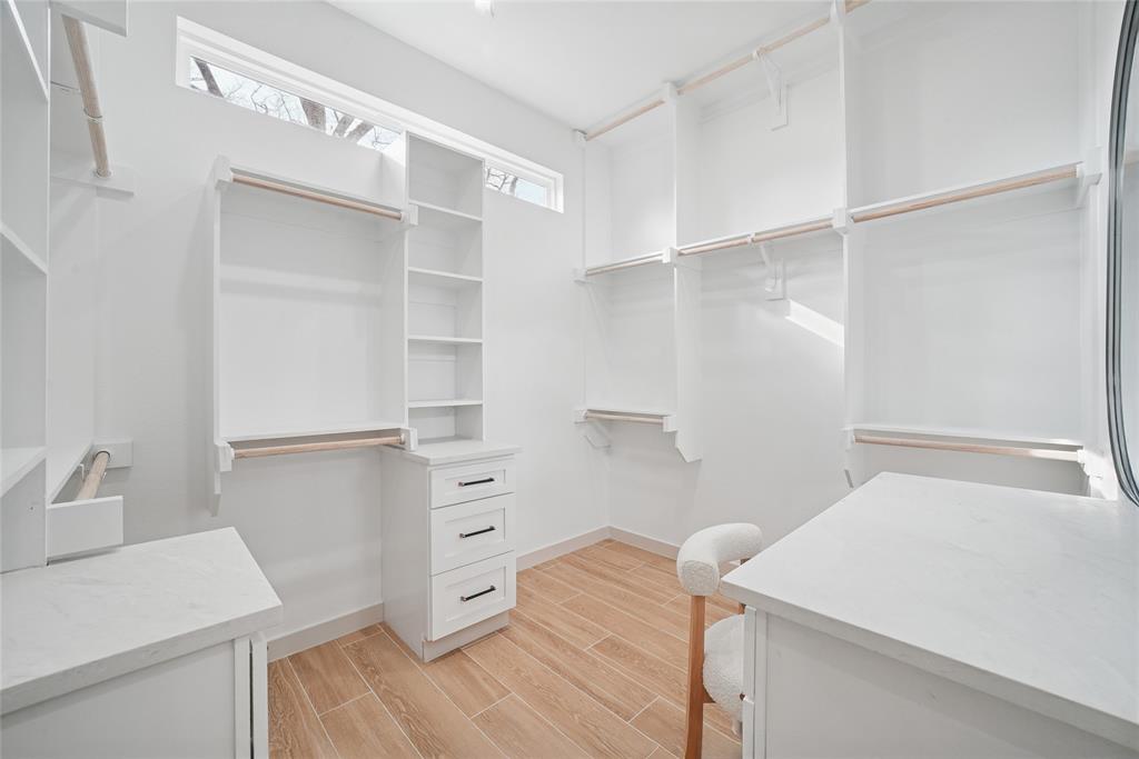 Paradise Bay - Residential