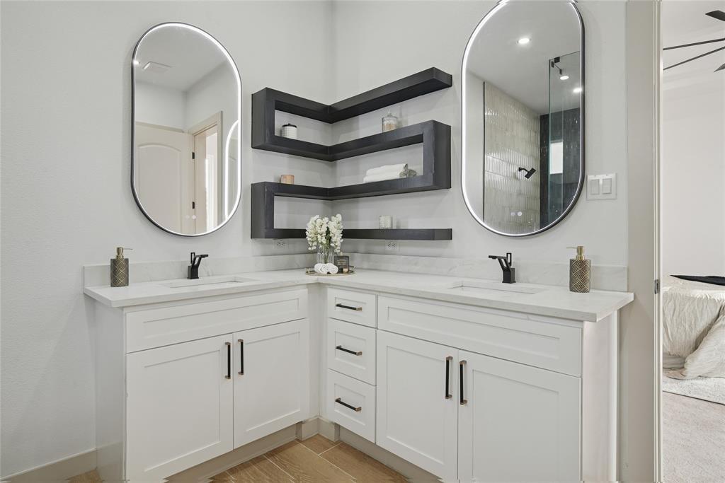 Paradise Bay - Residential