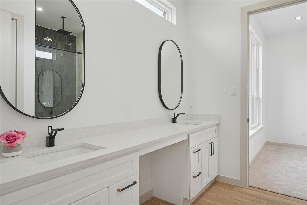 Paradise Bay - Residential