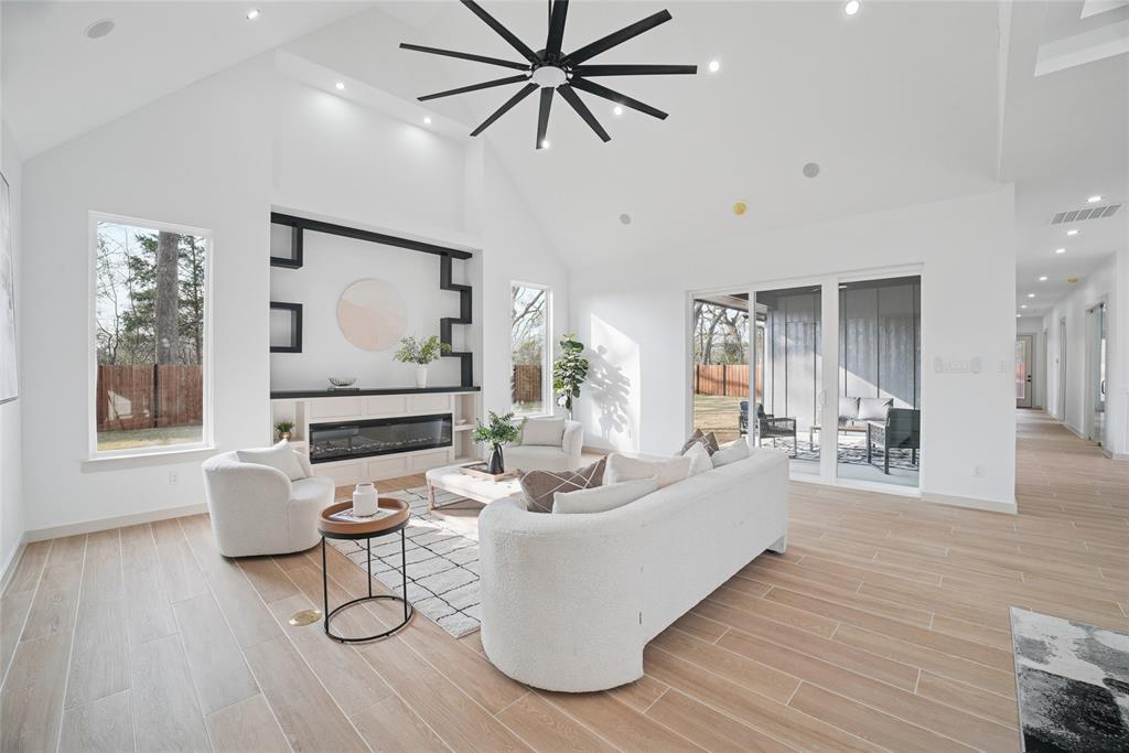 Paradise Bay - Residential