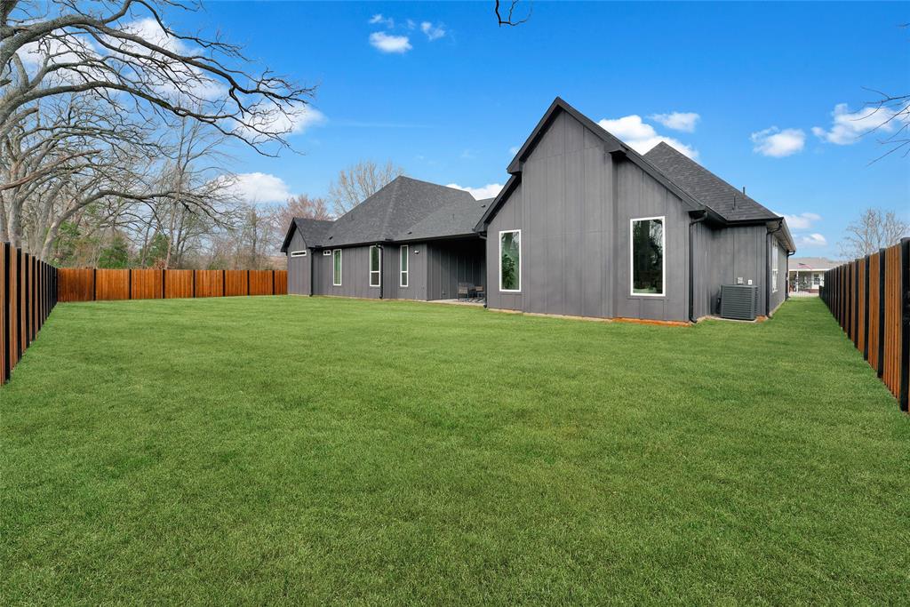 Paradise Bay - Residential