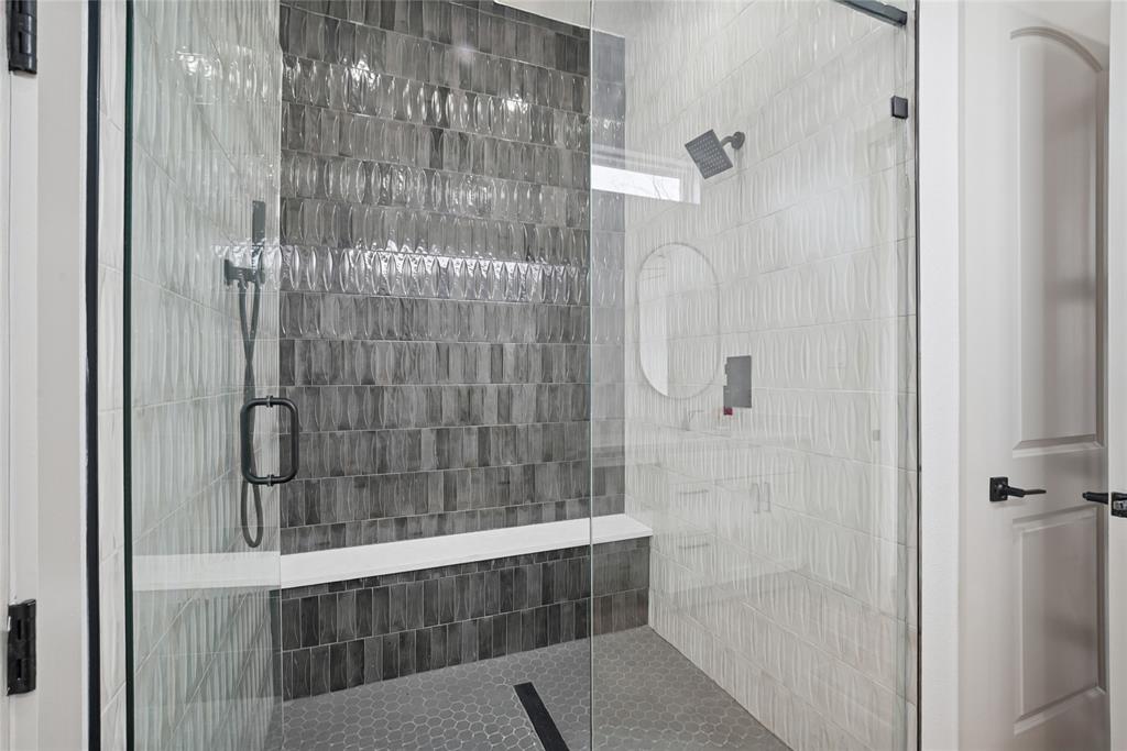 Paradise Bay - Residential