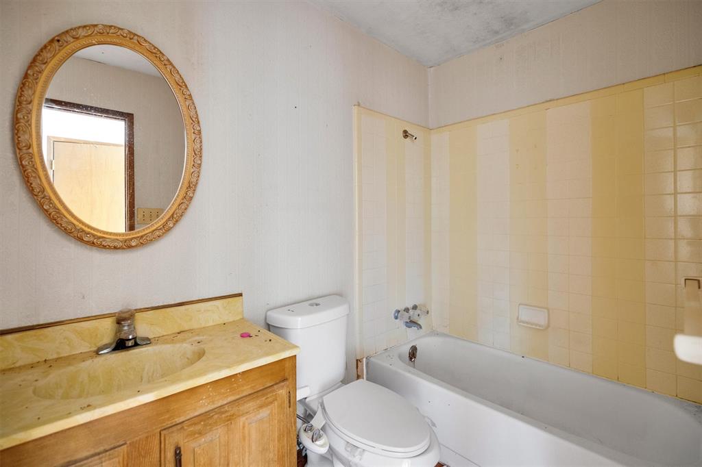 COLONY NO 19 - Residential