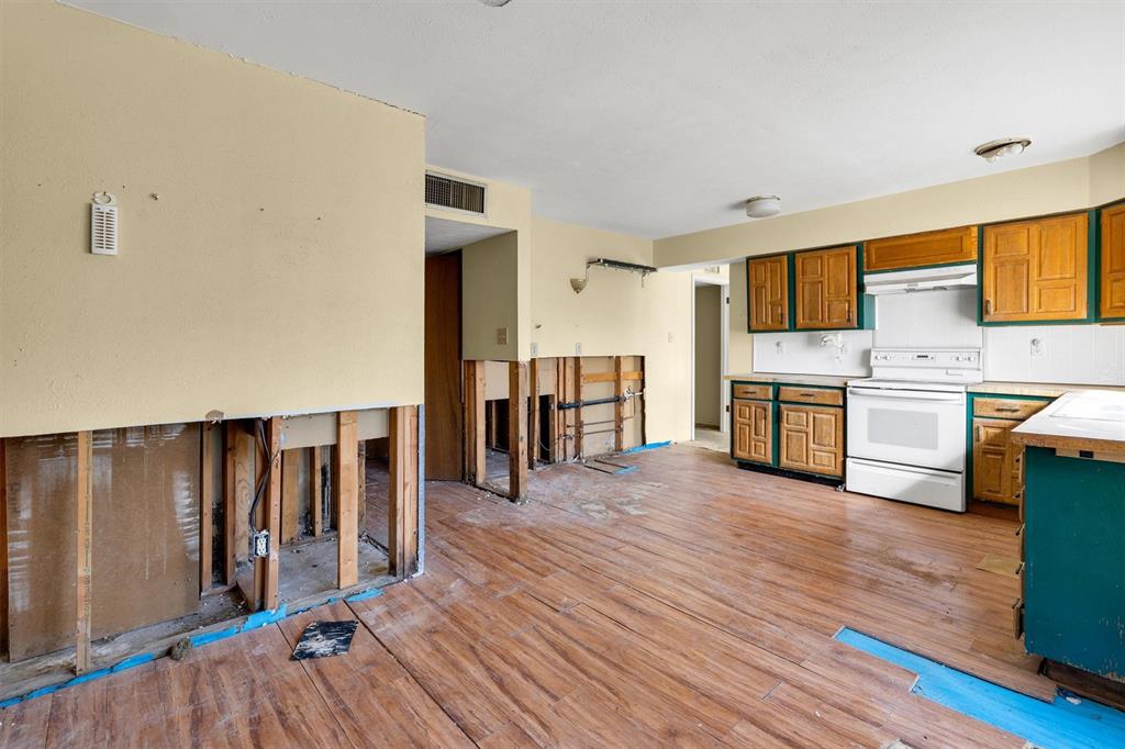 COLONY NO 19 - Residential