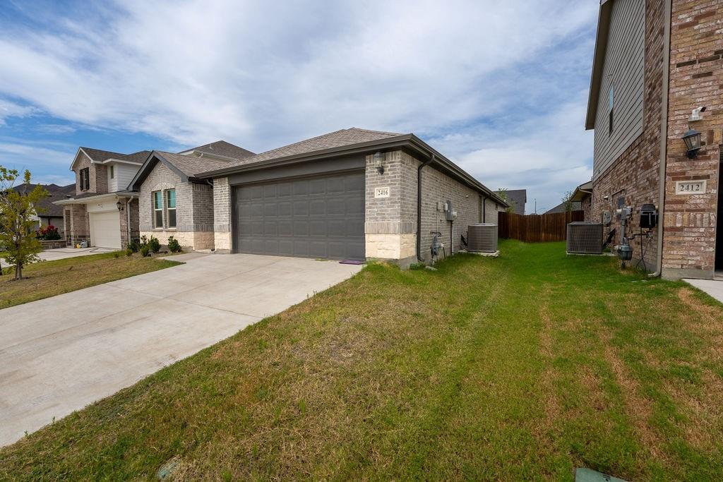 2416 Mankato Drive