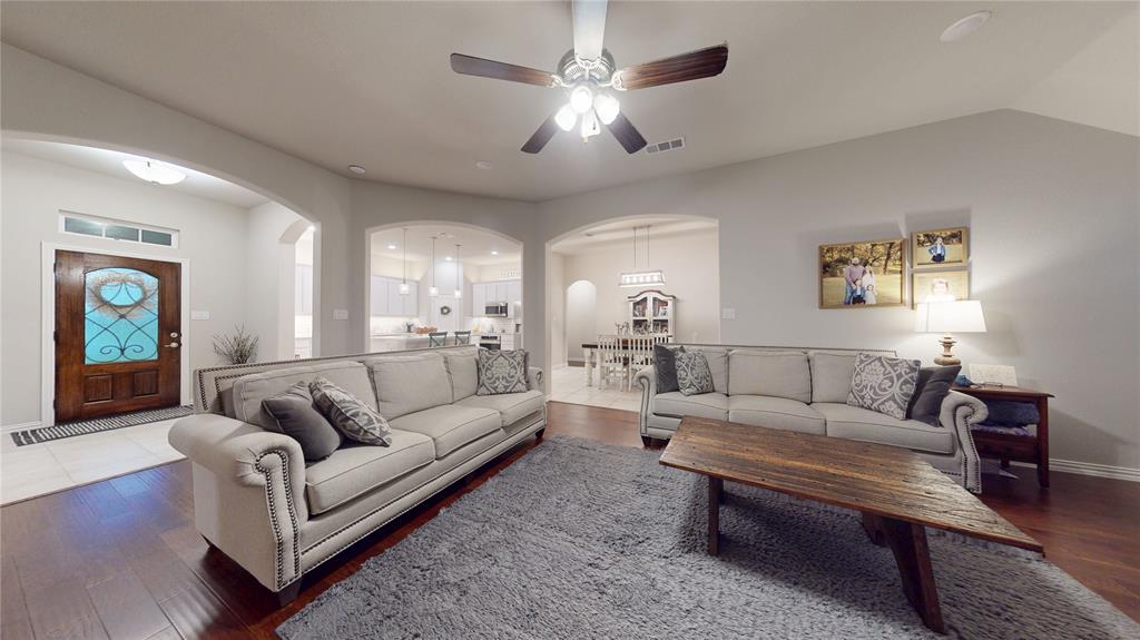 2212 Hamilton Lane