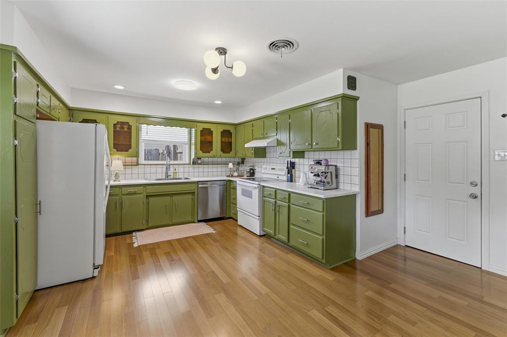 Benbrook Lakeside Add - Residential