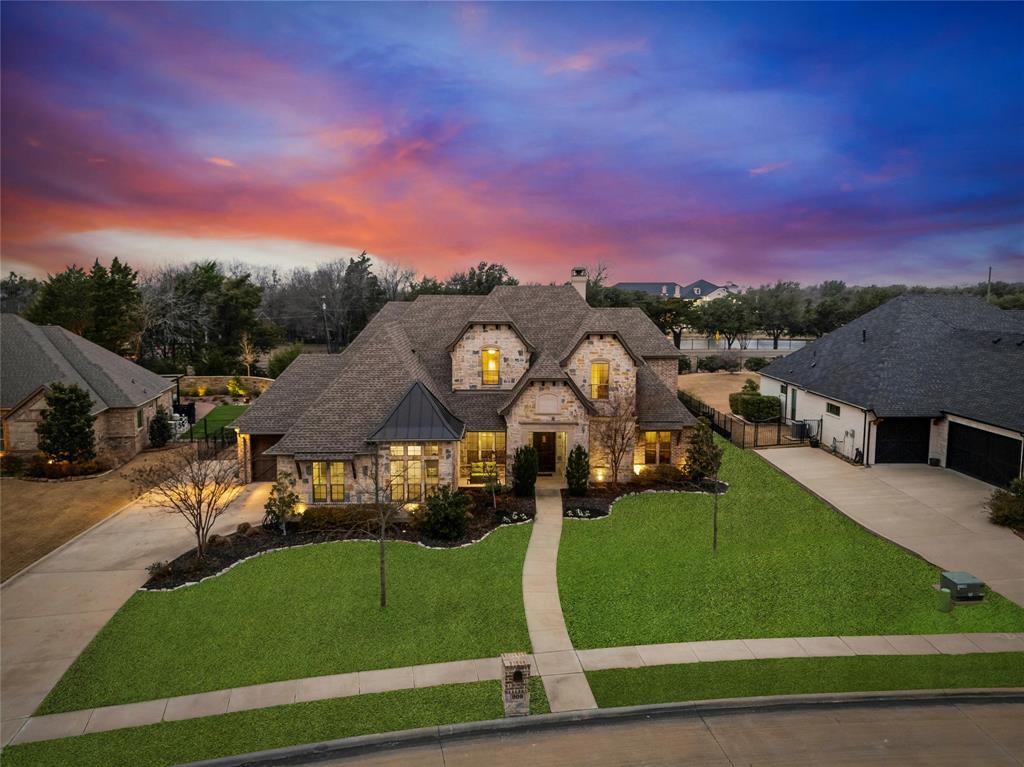 909 Reflection Court