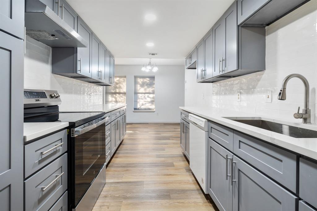 Saint Claire Woods Twnhs - Residential Lease