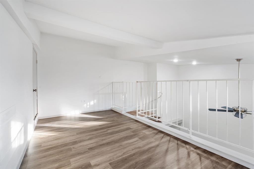 Saint Claire Woods Twnhs - Residential Lease