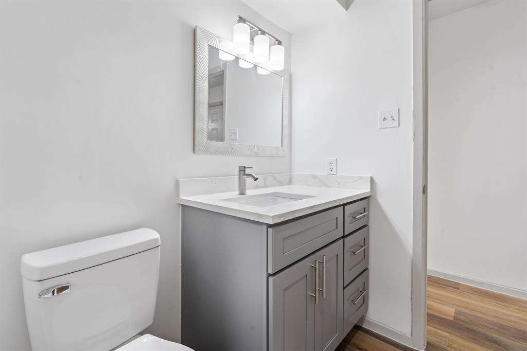 Saint Claire Woods Twnhs - Residential Lease