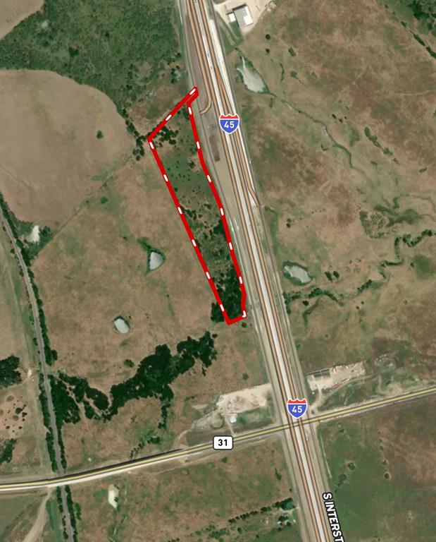 Corsicana - Commercial Sale