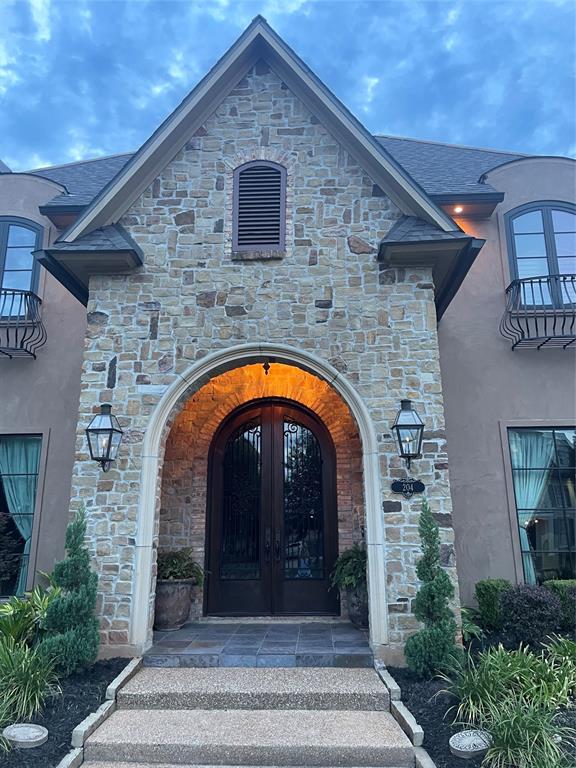 204 Magnolia Crossing