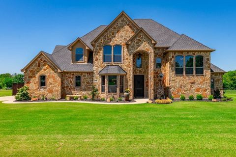 Single Family Residence in Burleson TX 3709 Canyon Pass Trail.jpg