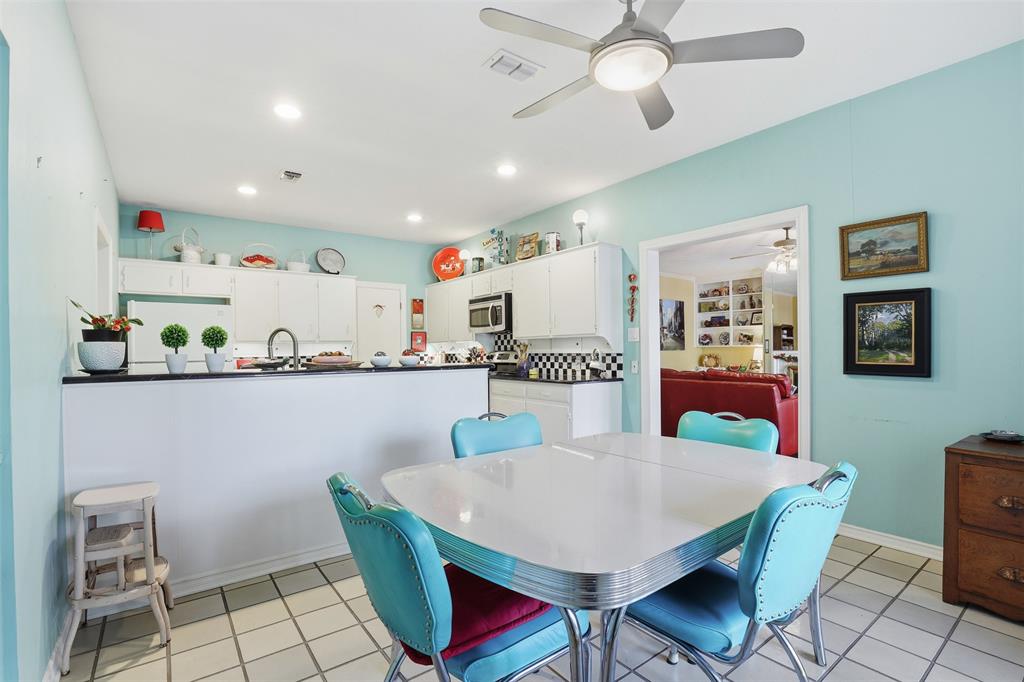 Ridglea Country Club Estate - Residential