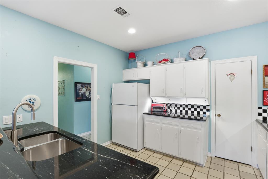 Ridglea Country Club Estate - Residential