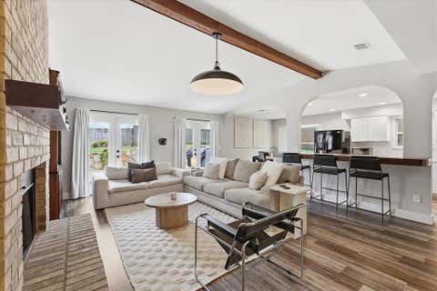 Property photo of 411 Lake Vista E, Highland Village, TX 75077