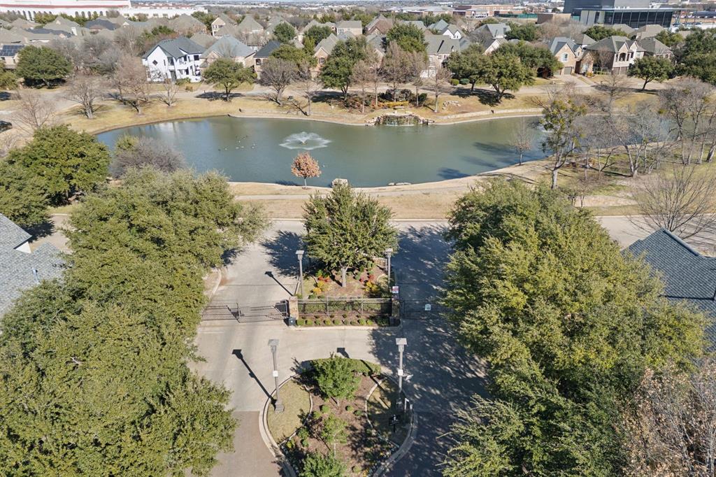 28 Emerald Pond Drive