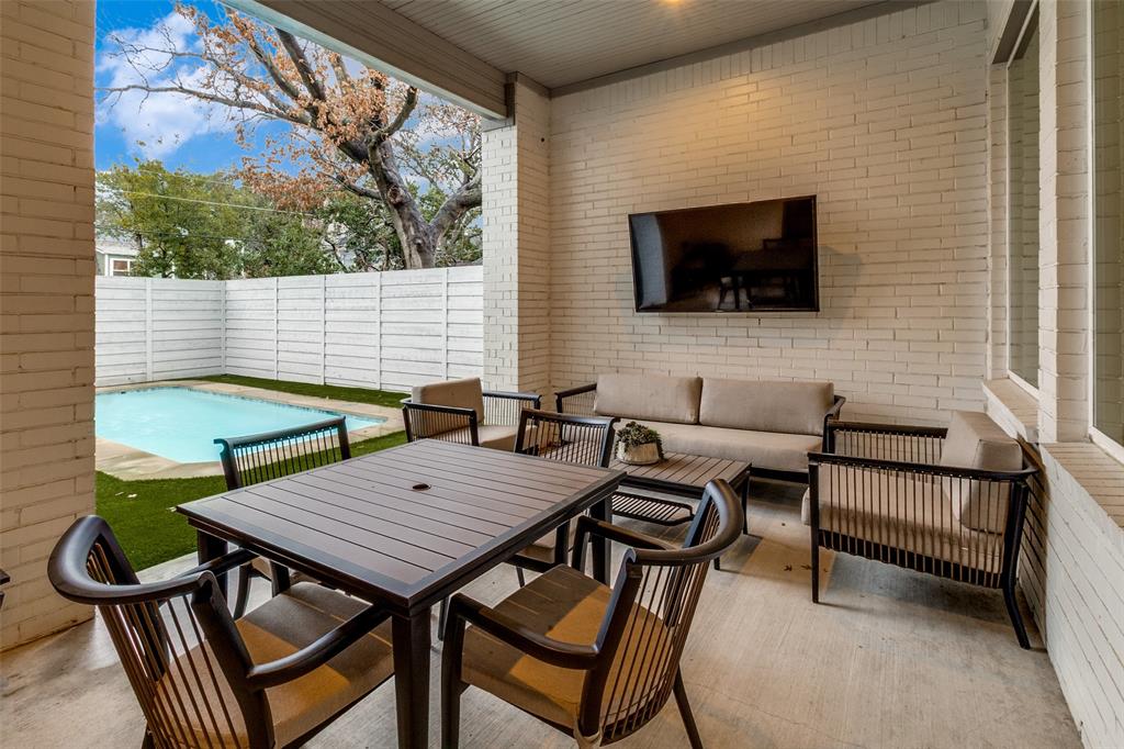 S M U Heights - Residential