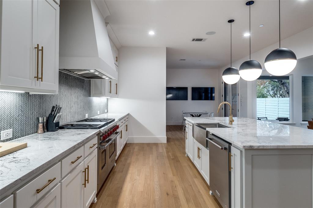 S M U Heights - Residential