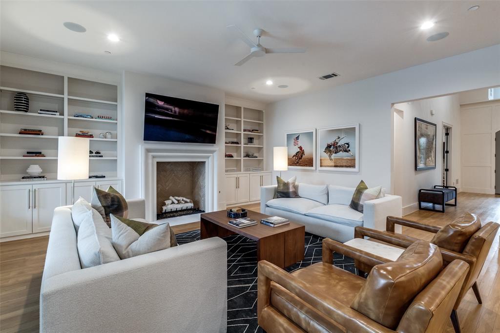 S M U Heights - Residential