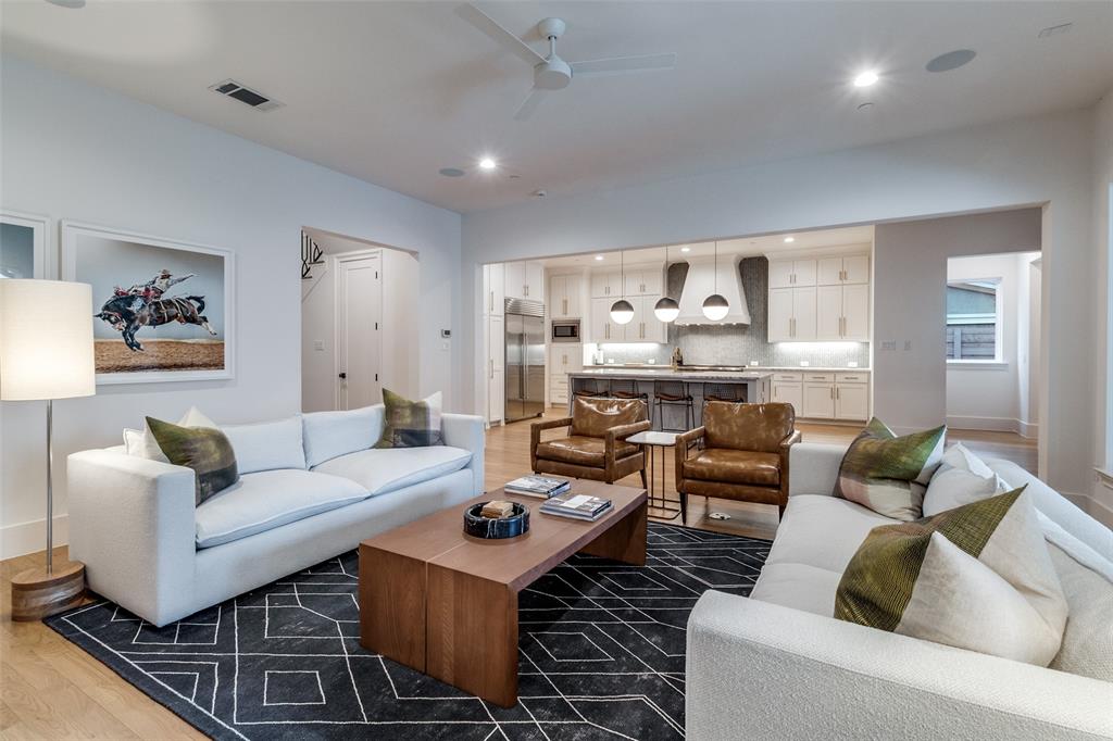 S M U Heights - Residential