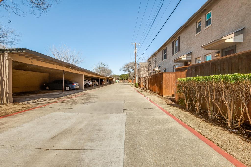 Dallas, Texas 75209, United States, 2 Bedrooms Bedrooms, ,1 BathroomBathrooms,Residential,Pending,120152