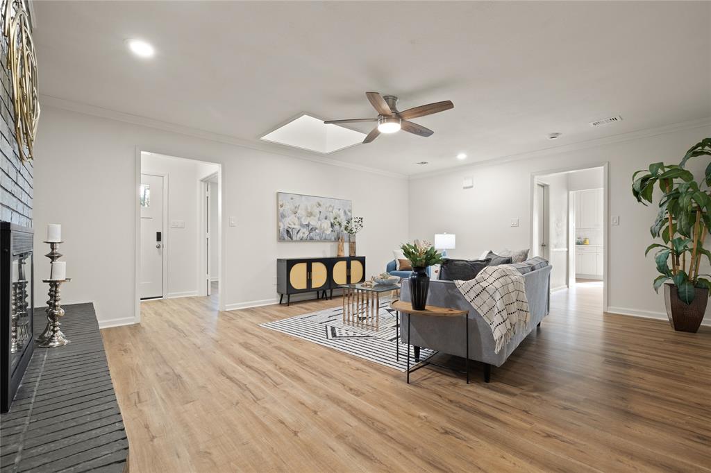 1506 Ridgeview Drive